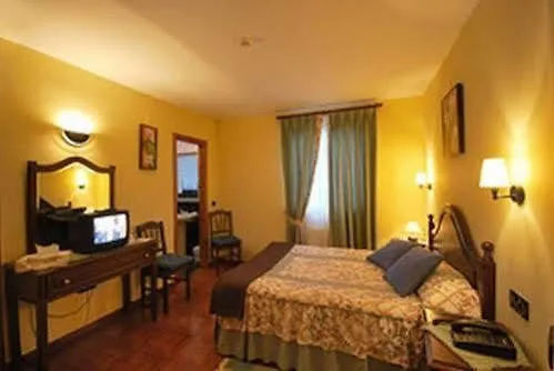 La Ercina Hotel Intriago